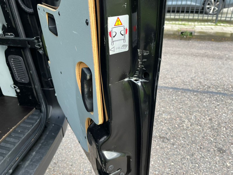 Furgão compacto Renault Master 130.33 L2H2 2.3dci: foto 11