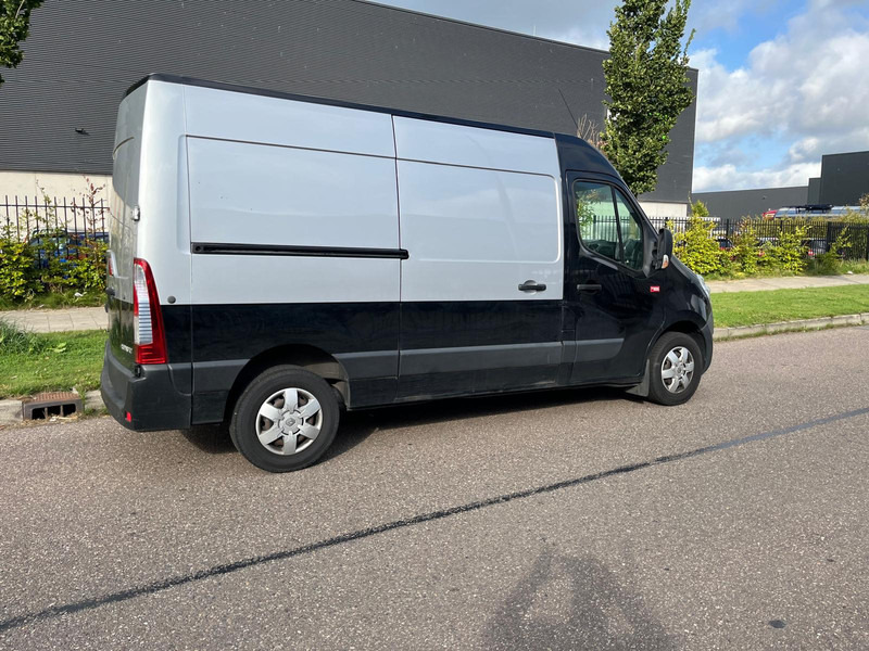 Renault Master 130.35 L2 H2 Airco,  Inclusief werkplaats inrichting - Furgão: foto 5 Renault Master 130.35 L2 H2 Airco,  Inclusief werkplaats inrichting - Furgão: foto 5