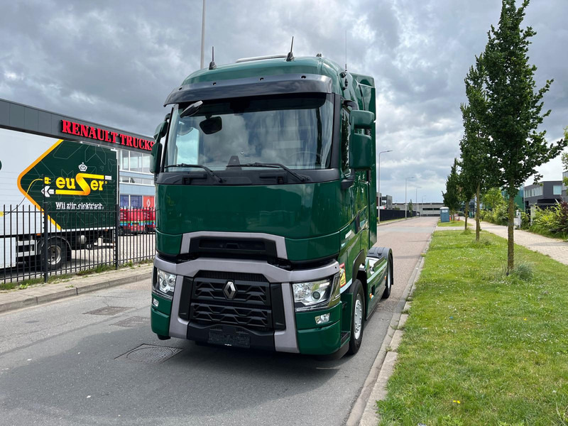 Renault T-13 High 480 T4x2, Highsleeper, Airco, Nav, Bluetooth - Tractor: foto 3 Renault T-13 High 480 T4x2, Highsleeper, Airco, Nav, Bluetooth - Tractor: foto 3