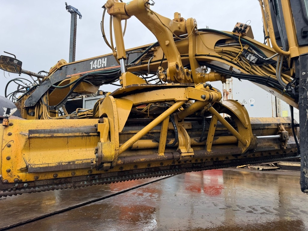 Motoniveladora CAT 140 H: foto 9