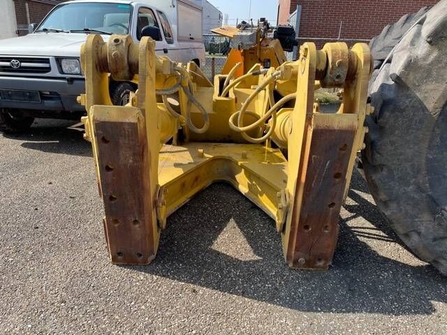 CAT D 8 R Ripper - Escarificador de Máquina de construção: foto 4 CAT D 8 R Ripper - Escarificador de Máquina de construção: foto 4