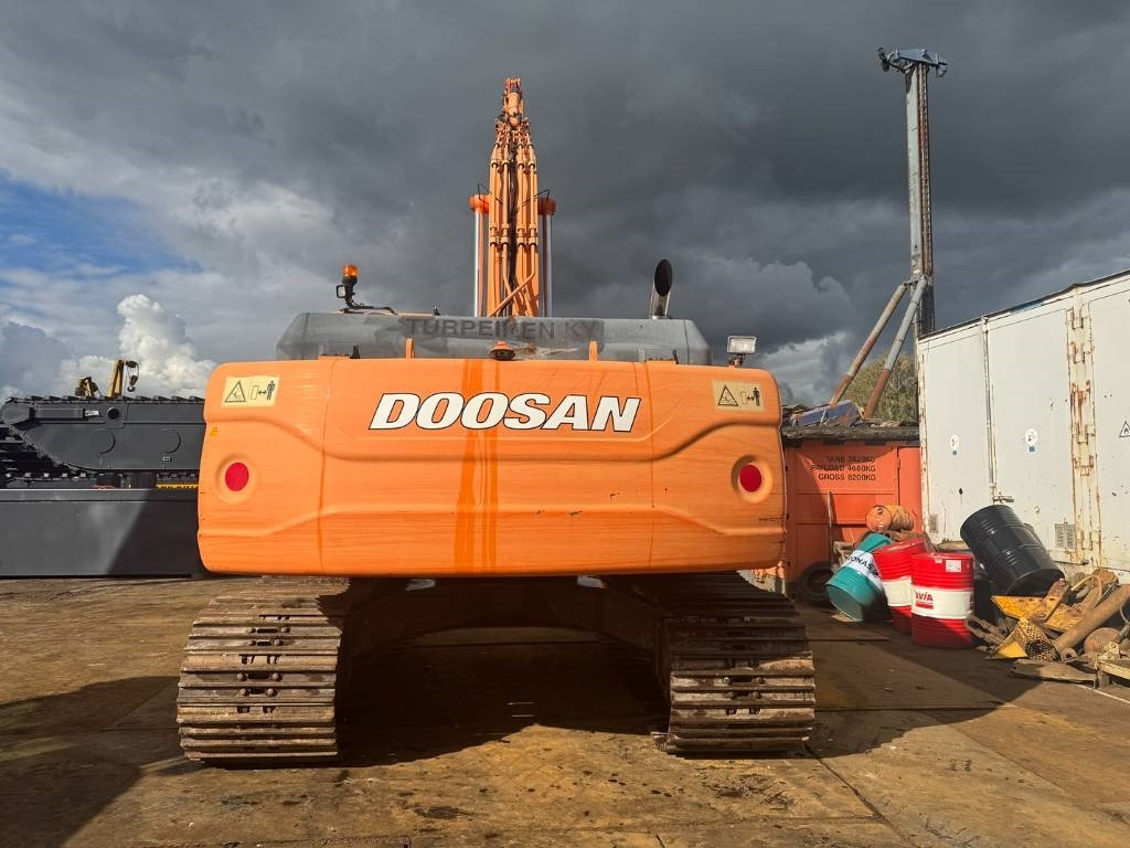 Doosan DX 300 LC ( 4.690 original hours 18M long reach )  - Escavadeira: foto 4 Doosan DX 300 LC ( 4.690 original hours 18M long reach )  - Escavadeira: foto 4