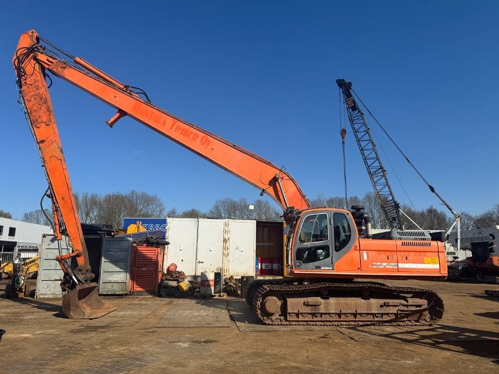 Doosan DX 300 LC long reach 19m - Escavadeira: foto 1 Doosan DX 300 LC long reach 19m - Escavadeira: foto 1