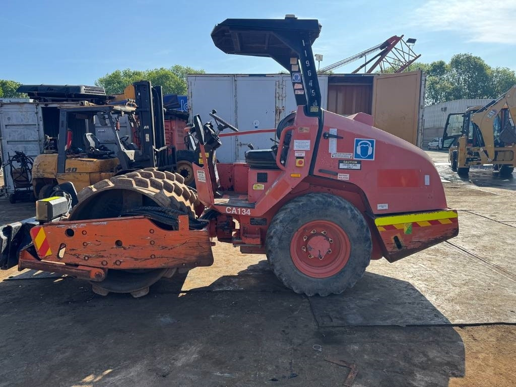 Dynapac CA 134 PD - Rolo combinado: foto 1 Dynapac CA 134 PD - Rolo combinado: foto 1