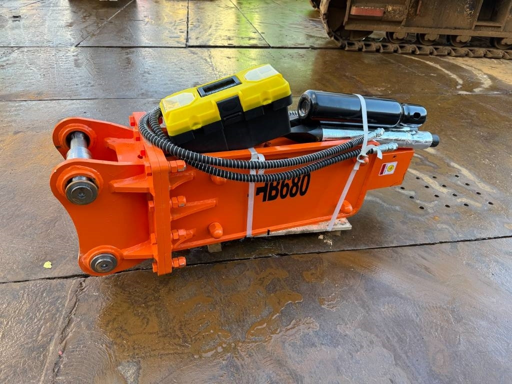 HB 680 hammer 4.5/6 ton - Martelo hidráulico de Máquina de construção: foto 3 HB 680 hammer 4.5/6 ton - Martelo hidráulico de Máquina de construção: foto 3
