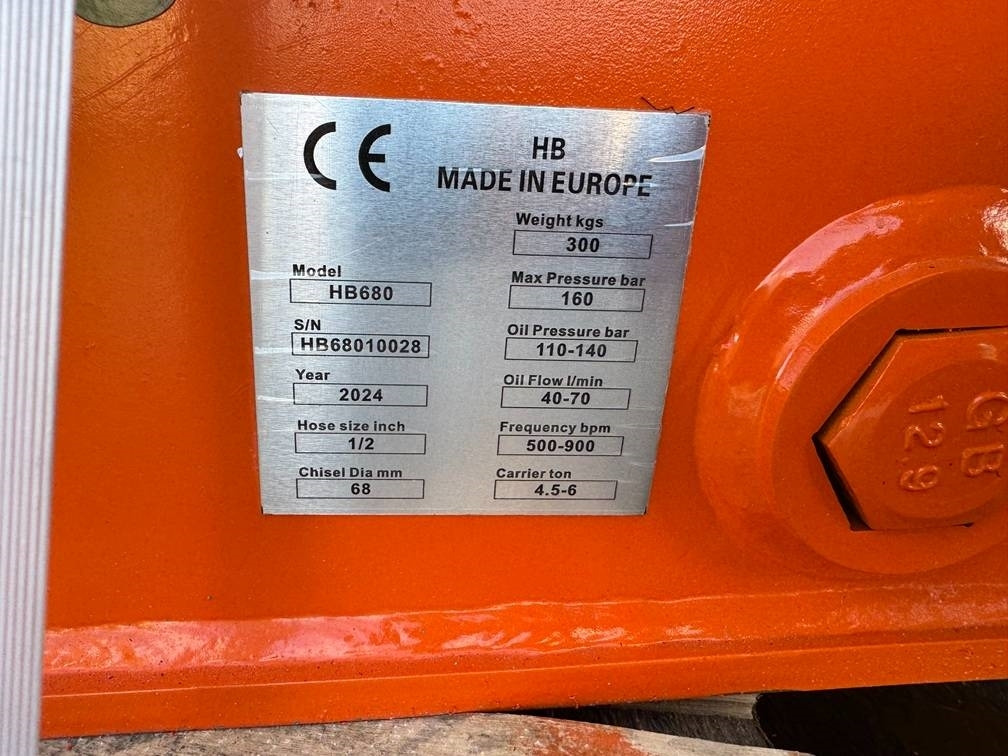 HB 680 hammer 4.5/6 ton - Martelo hidráulico de Máquina de construção: foto 5 HB 680 hammer 4.5/6 ton - Martelo hidráulico de Máquina de construção: foto 5