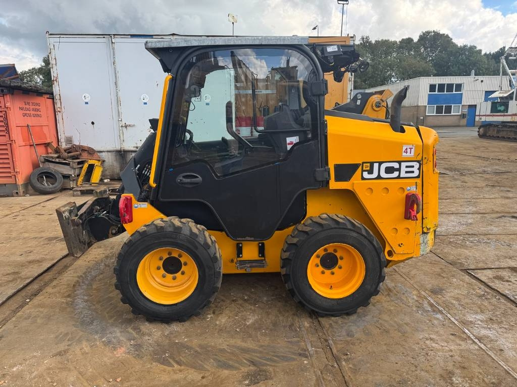 JCB 250t4 - Mini carregadeira: foto 1 JCB 250t4 - Mini carregadeira: foto 1