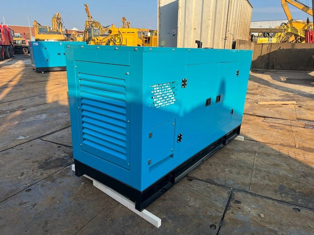 Ricardo 150KVA (120KW) SILENT GENERATOR 3 PHASE 50HZ 400V - Gerador elétrico: foto 4 Ricardo 150KVA (120KW) SILENT GENERATOR 3 PHASE 50HZ 400V - Gerador elétrico: foto 4