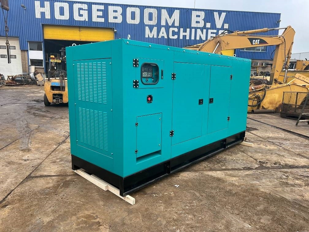 Ricardo 400KVA 320KW SILENT 3 PHASE GENERATOR 50HZ 400V NE - Gerador elétrico: foto 1 Ricardo 400KVA 320KW SILENT 3 PHASE GENERATOR 50HZ 400V NE - Gerador elétrico: foto 1