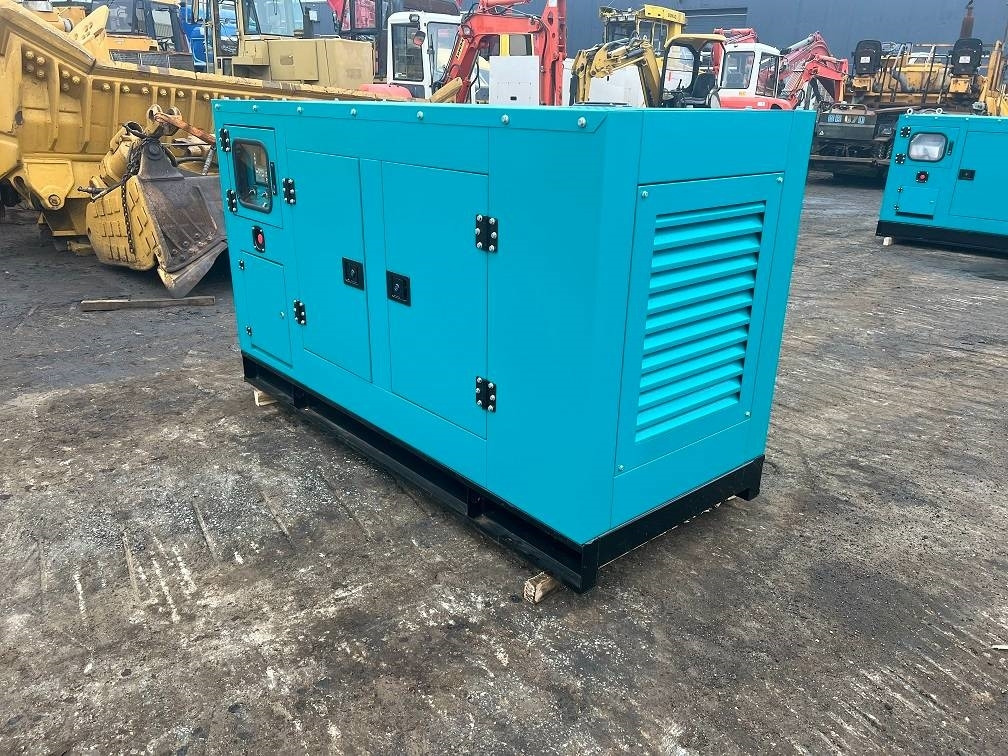 Ricardo 50KVA 40KW SILENT GENERATOR 3 PHASE 50HZ 400V NEW - Gerador elétrico: foto 2 Ricardo 50KVA 40KW SILENT GENERATOR 3 PHASE 50HZ 400V NEW - Gerador elétrico: foto 2