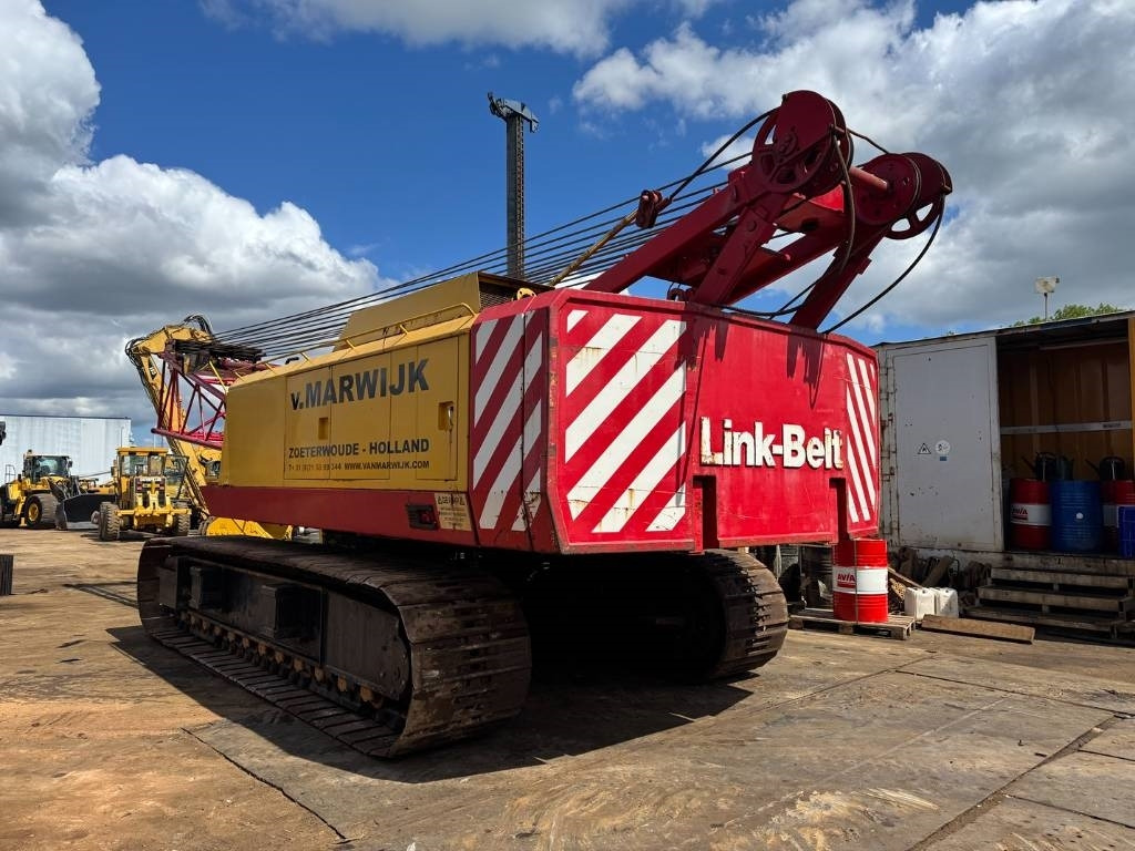 Sumitomo LS120-RH ( 36m boom ) ( 12m jib ) - Guindaste sobre esteiras: foto 3 Sumitomo LS120-RH ( 36m boom ) ( 12m jib ) - Guindaste sobre esteiras: foto 3