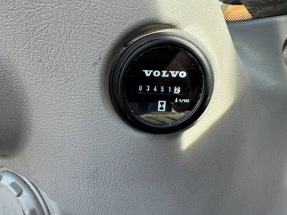 Escavadora de rastos Volvo EC 160 E L ( 3.451 ORIGINAL HOURS ): foto 23