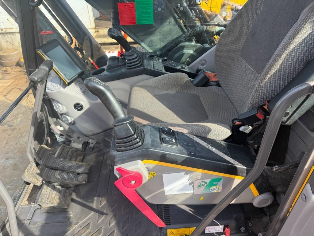 Escavadora de rastos Volvo EC 160 E L ( 3.451 ORIGINAL HOURS ): foto 21