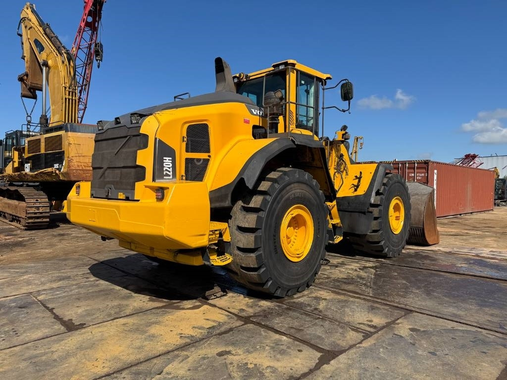 Volvo L 220 H ( WITH NEW TYRES ) - Carregadeira de rodas: foto 5 Volvo L 220 H ( WITH NEW TYRES ) - Carregadeira de rodas: foto 5