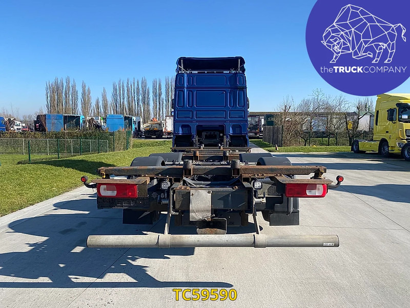 DAF XF Euro6 480 - Caminhão transportador de contêineres/ Caixa móvel: foto 4 DAF XF Euro6 480 - Caminhão transportador de contêineres/ Caixa móvel: foto 4