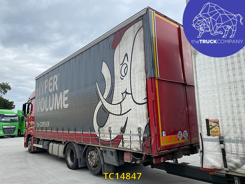 Fruehauf - Reboque de lona: foto 2 Fruehauf - Reboque de lona: foto 2