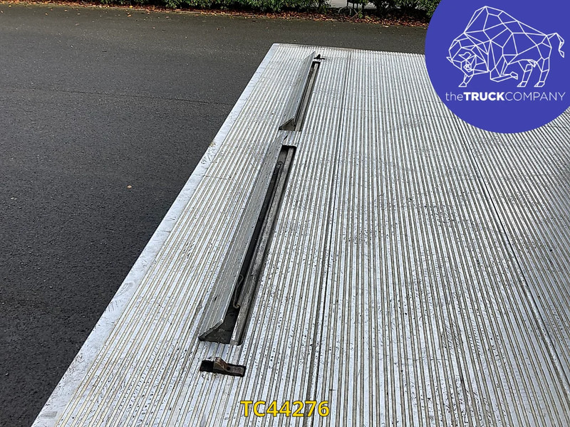 Iveco EuroCargo 100 E15 - Caminhão furgão: foto 2 Iveco EuroCargo 100 E15 - Caminhão furgão: foto 2