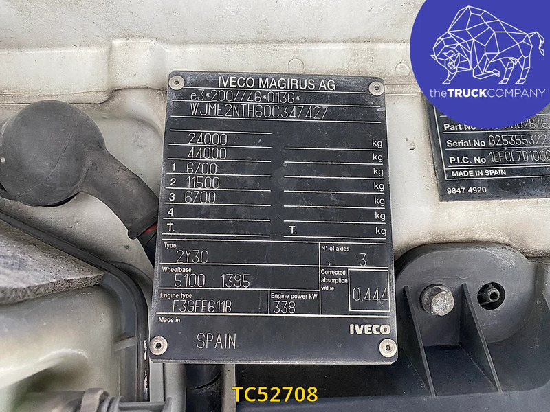 Iveco Stralis - Caminhão com lona: foto 2 Iveco Stralis - Caminhão com lona: foto 2