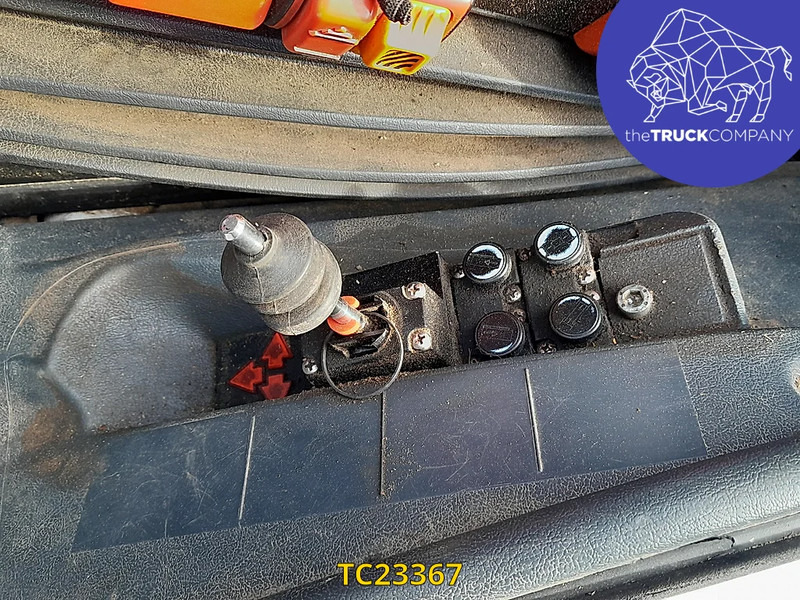 Mercedes-Benz Atego 1217 - Caminhão transportador de contêineres/ Caixa móvel: foto 3 Mercedes-Benz Atego 1217 - Caminhão transportador de contêineres/ Caixa móvel: foto 3