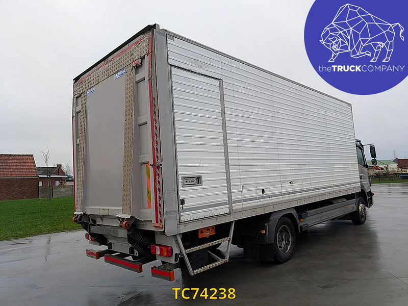 Mercedes-Benz Atego 1221 - Caminhão furgão: foto 4 Mercedes-Benz Atego 1221 - Caminhão furgão: foto 4