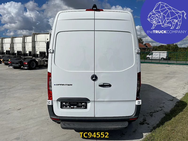 Mercedes-Benz E-Sprinter L2H2 41 kWh - Furgão, Carrinha elétrica: foto 4 Mercedes-Benz E-Sprinter L2H2 41 kWh - Furgão, Carrinha elétrica: foto 4