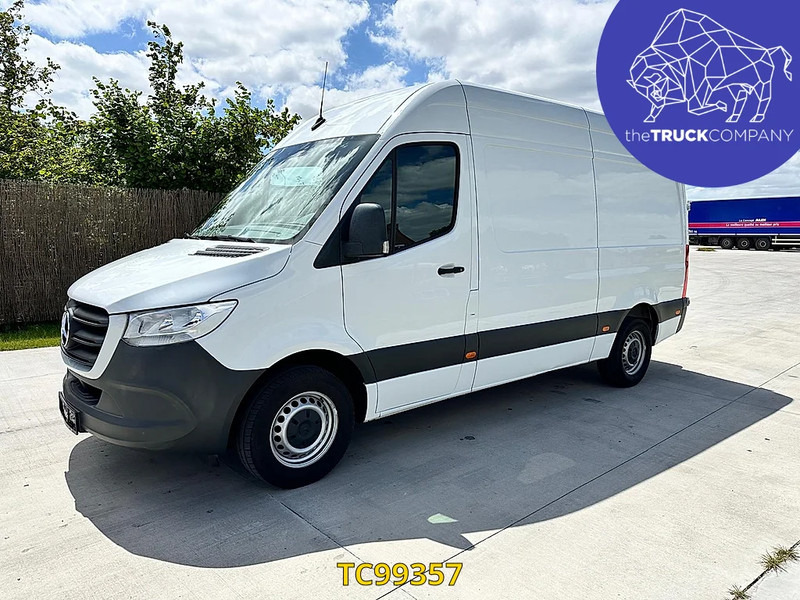 Furgão Mercedes-Benz Sprinter 317 CDI L2H2: foto 1