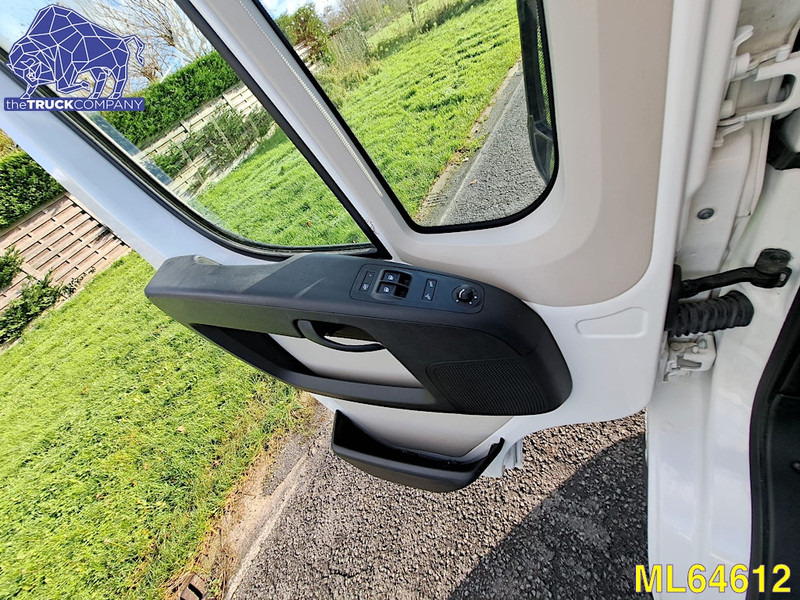 Furgão Peugeot Boxer 2.0 Euro 6: foto 13