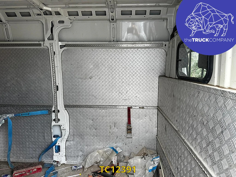 Peugeot Boxer L3H2 - Furgão: foto 4 Peugeot Boxer L3H2 - Furgão: foto 4