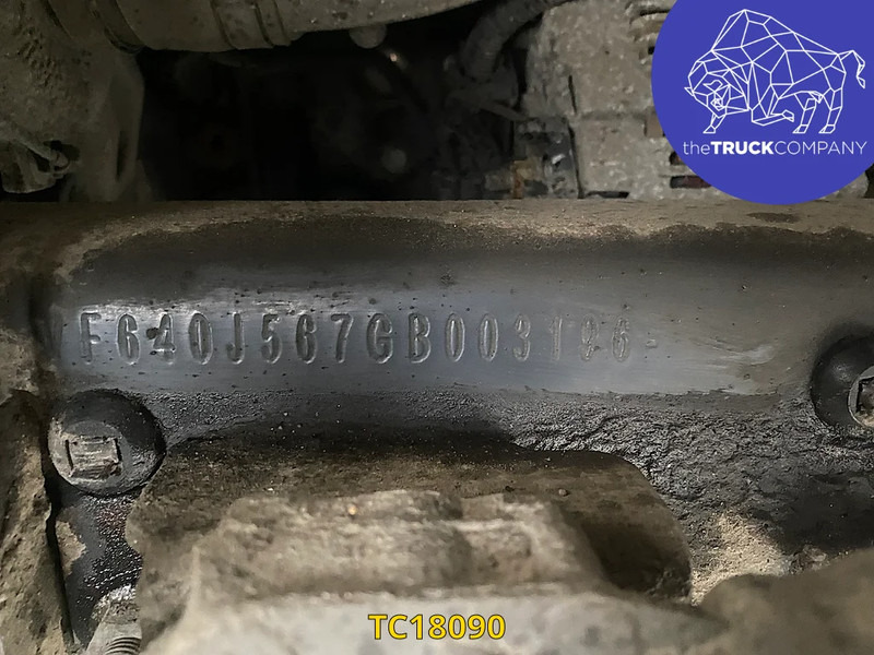 Caminhão frigorífico Renault D 240: foto 10