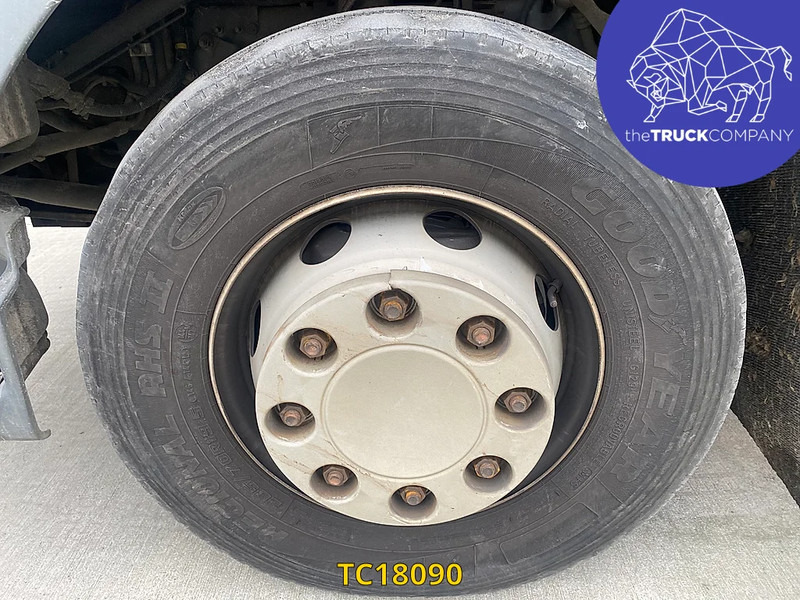 Caminhão frigorífico Renault D 240: foto 19