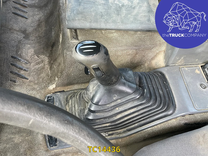 Renault Kerax 370 - Caminhão transportador de contêineres/ Caixa móvel: foto 4 Renault Kerax 370 - Caminhão transportador de contêineres/ Caixa móvel: foto 4