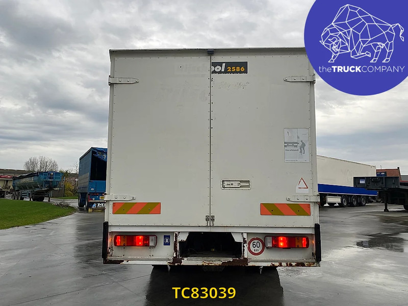 Scania P 220 - Caminhão furgão: foto 3 Scania P 220 - Caminhão furgão: foto 3