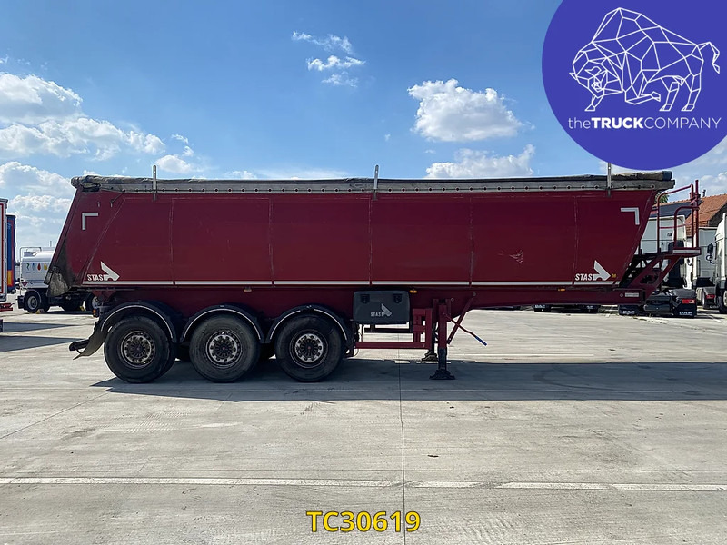 Stas 28m3 geïsolleerd Insulated - Semireboque basculante: foto 3 Stas 28m3 geïsolleerd Insulated - Semireboque basculante: foto 3