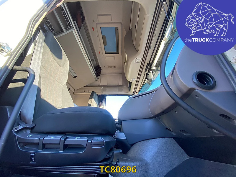 DAF XF 480 - Tractor: foto 3 DAF XF 480 - Tractor: foto 3