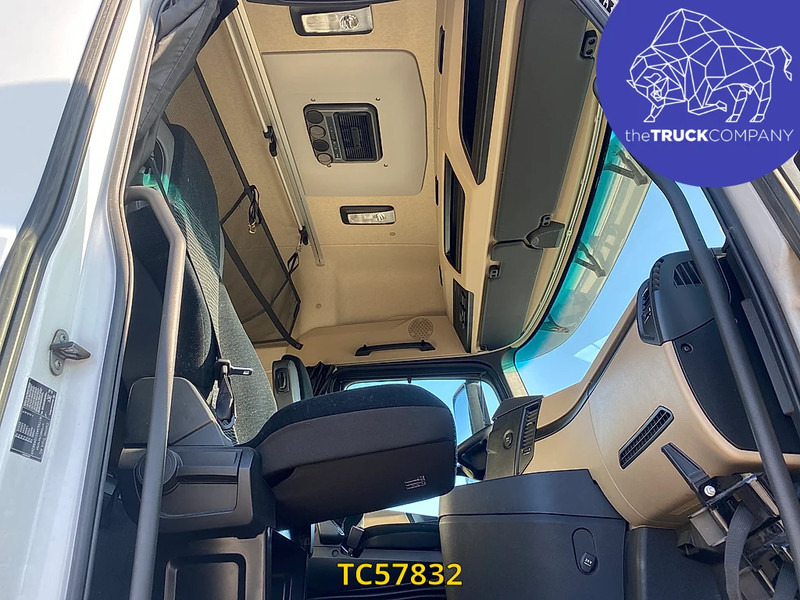 Mercedes-Benz Actros 1851 - Tractor: foto 4 Mercedes-Benz Actros 1851 - Tractor: foto 4