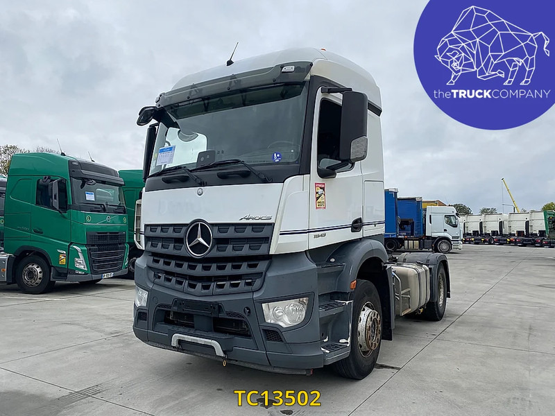 Mercedes-Benz Arocs 1943 - Tractor: foto 1 Mercedes-Benz Arocs 1943 - Tractor: foto 1