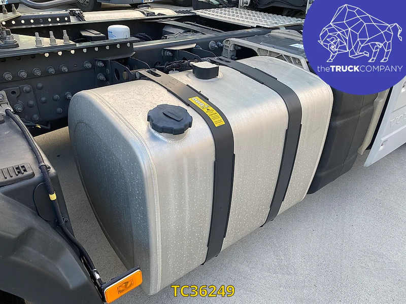 Tractor Volvo FH 500: foto 14 Tractor Volvo FH 500: foto 14