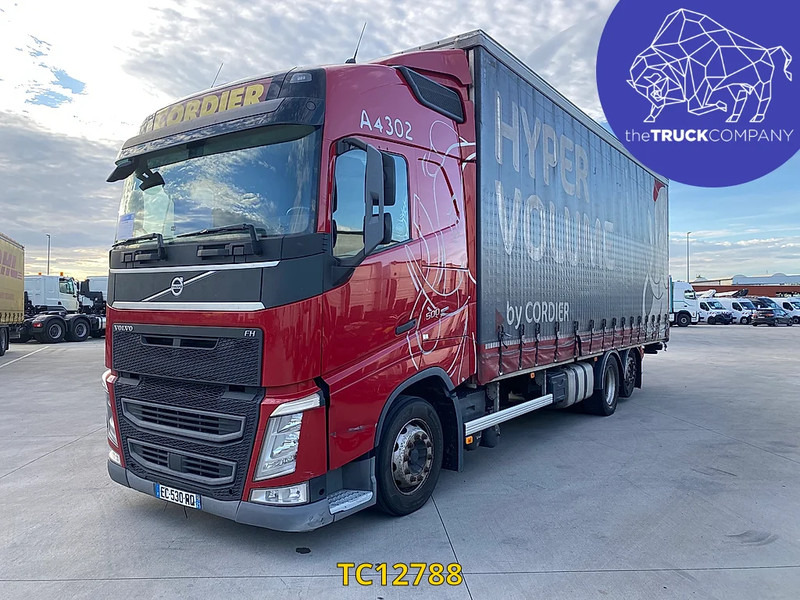 Volvo FH 500 - Caminhão com lona: foto 1 Volvo FH 500 - Caminhão com lona: foto 1