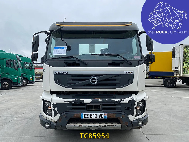 Caminhão chassi Volvo FMX 370: foto 7