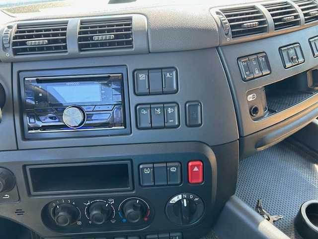 Caminhão frigorífico DAF CF 370 Tiefkühler NUR 426000 km: foto 11