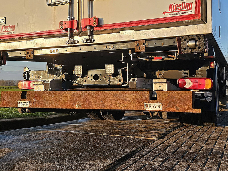 Caminhão frigorífico Iveco 140E28 EUROCARGO ATP: foto 16