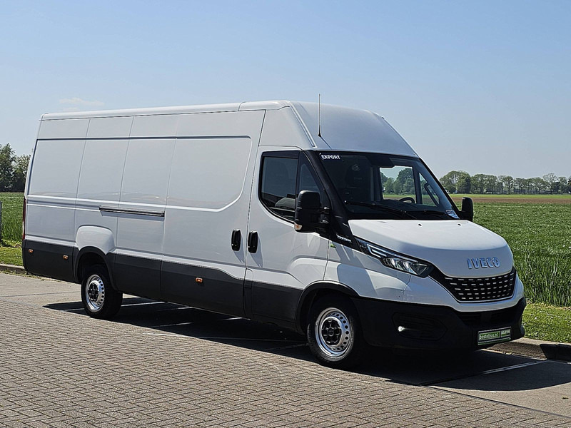 Iveco Daily 35S18 ac aut. 3.0ltr EURO6 - Furgão: foto 5 Iveco Daily 35S18 ac aut. 3.0ltr EURO6 - Furgão: foto 5