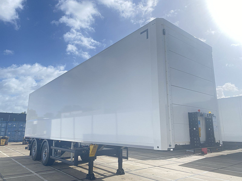 KLEYN TRAILERS TFSH 18 KOFFER - Semireboque furgão: foto 3 KLEYN TRAILERS TFSH 18 KOFFER - Semireboque furgão: foto 3