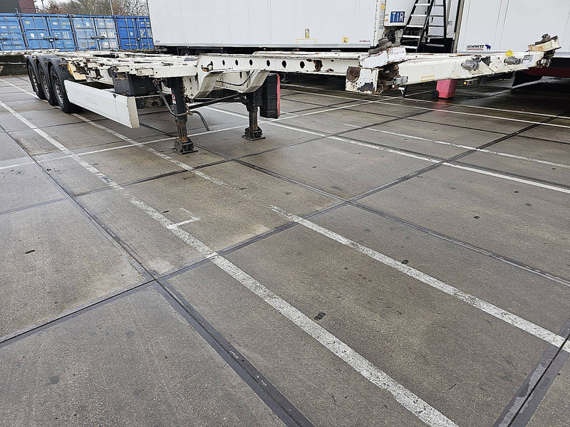 Krone SD - Semireboque transportador de contêineres/ Caixa móvel: foto 3 Krone SD - Semireboque transportador de contêineres/ Caixa móvel: foto 3