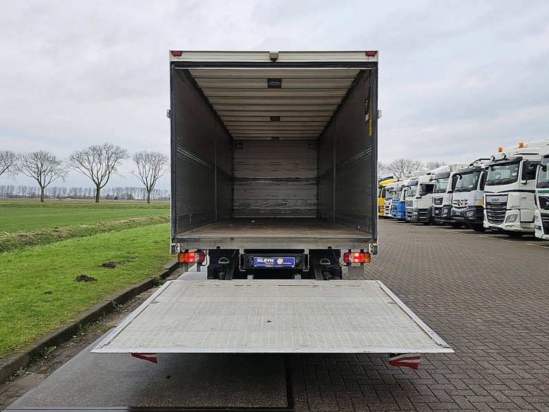 Caminhão furgão MAN 12.220 TGL BL 2T LIFT AIRCO: foto 13