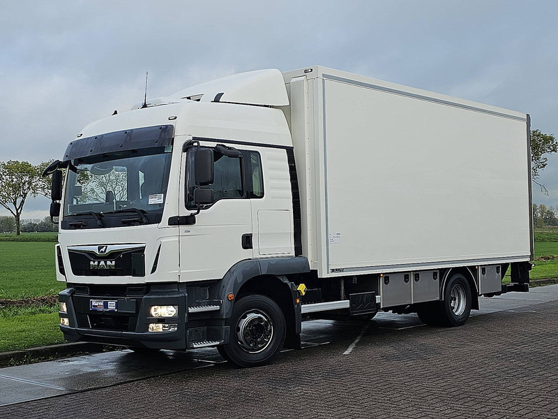 MAN 12.250 TGM LX HEATER 2T LIFT - Caminhão furgão: foto 2 MAN 12.250 TGM LX HEATER 2T LIFT - Caminhão furgão: foto 2