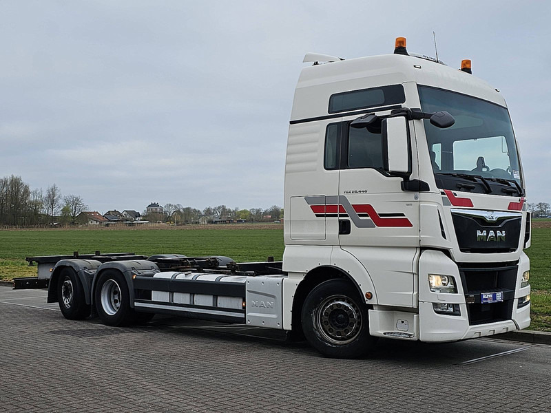 MAN 26.440 TGX XXL 6X2-4 INTARDER - Caminhão transportador de contêineres/ Caixa móvel: foto 5 MAN 26.440 TGX XXL 6X2-4 INTARDER - Caminhão transportador de contêineres/ Caixa móvel: foto 5