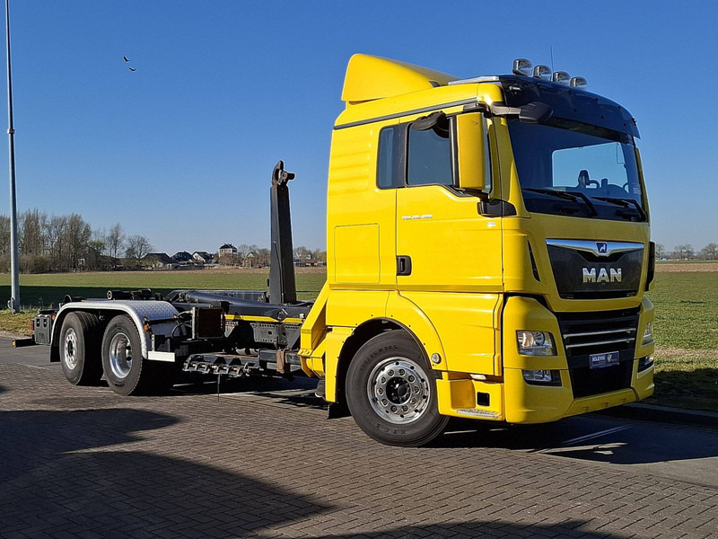 MAN 26.460 TGX 6x2-4 SIDE LOADER - Caminhão polibenne: foto 5 MAN 26.460 TGX 6x2-4 SIDE LOADER - Caminhão polibenne: foto 5