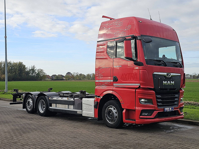 MAN 26.510 TGX GX 6X2 INTARDER - Caminhão transportador de contêineres/ Caixa móvel: foto 5 MAN 26.510 TGX GX 6X2 INTARDER - Caminhão transportador de contêineres/ Caixa móvel: foto 5