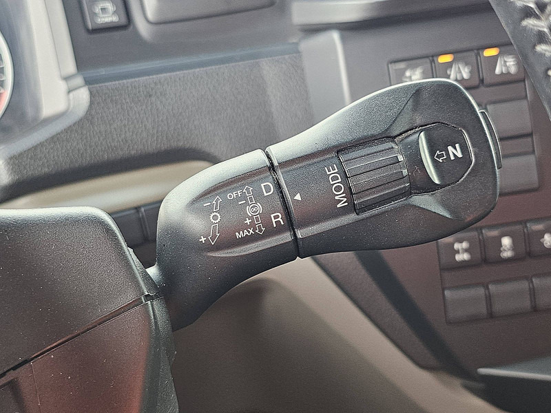 Caminhão transportador de contêineres/ Caixa móvel MAN 26.510 TGX GX 6X2 INTARDER: foto 11 Caminhão transportador de contêineres/ Caixa móvel MAN 26.510 TGX GX 6X2 INTARDER: foto 11